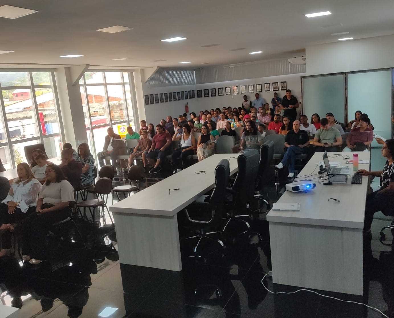 Camacã: Prefeito Paulo do Gás dá posse aos novos Conselheiros tutelares